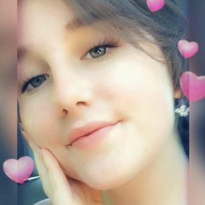 Meet your Posher, Abigail